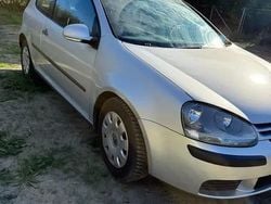 Utilizat 2005 VW Golf V Coupe | 1.500 EUR
