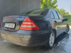 Utilizat 2001 Mercedes C180 Berlinǎ | 1.600 EUR