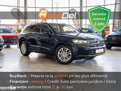 Albastru Utilizat 2024 VW Touareg Elegance SUV | 63.041 EUR