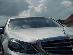 Mercedes 220