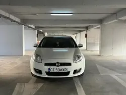 Alb Utilizat 2007 Fiat Bravo Dynamic Hatchback | 2.350 EUR (Preț bun)