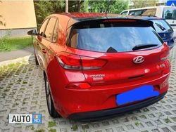 Rosu Utilizat 2018 Hyundai i30 Hatchback | 12.800 EUR (Puțin scump)
