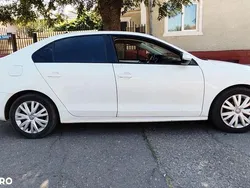 Culoarealb Utilizat 2013 VW Jetta Trendline Berlinǎ | 7.000 EUR (Preț OK)