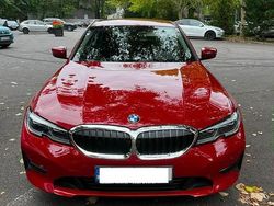 Culoarerosu Utilizat 2021 BMW 330e Berlinǎ | 31.600 EUR (Super Preț)