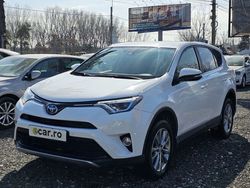 Alb Utilizat 2017 Toyota RAV4 Hybrid SUV | 17.199 EUR (Preț bun)