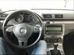 Utilizat 2010 VW Passat Berlinǎ | 2.400 EUR (Super Preț)