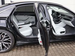 Utilizat 2024 Audi A8L Exclusive Berlinǎ | 93.015 EUR