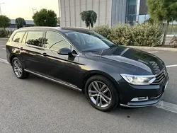 Gri Utilizat 2019 VW Passat Highline Break | 13.390 EUR (Preț bun)