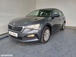 Gri mediu normal Utilizat 2020 Skoda Scala Ambition Hatchback | 14.750 EUR (Preț OK)
