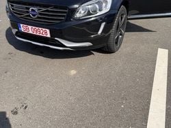 Negru Utilizat 2016 Volvo XC60 R-Design SUV | 18.500 EUR (Preț bun)