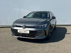 Gri mediu normal Nouă 2025 VW Passat Elegance | 47.000 EUR