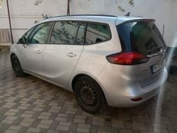 Utilizat 2015 Opel Zafira Monovolum | 4.700 EUR (Super Preț)