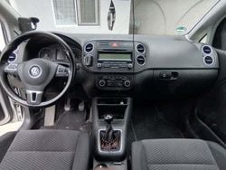 Utilizat 2010 VW Golf VI Hatchback | 4.000 EUR (Preț bun)