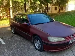Utilizat 1997 Peugeot 406 Berlinǎ | 450 EUR