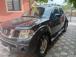 Utilizat 2006 Nissan Navara Pickup | 41.000 EUR