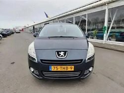 Utilizat 2012 Peugeot 5008 Monovolum | 5.500 EUR (Preț bun)