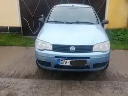 Utilizat 2008 Fiat Albea Berlinǎ | 750 EUR