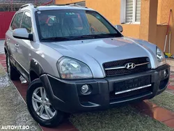 Gri Utilizat 2005 Hyundai Tucson SUV | 3.950 EUR (Puțin scump)