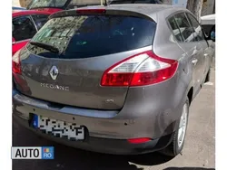 Argintiu Utilizat 2010 Renault Mégane III Hatchback | 5.000 EUR (Puțin scump)