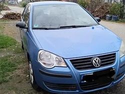 Utilizat 2006 VW Polo Hatchback | 500 EUR (Super Preț)