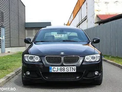 Negru Utilizat 2011 BMW 330 Coupe | 11.300 EUR