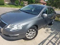 Gri Utilizat 2008 VW Passat Berlinǎ | 3.900 EUR (Preț OK)