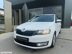 Alb Utilizat 2016 Skoda Rapid Hatchback | 8.900 EUR (Puțin scump)