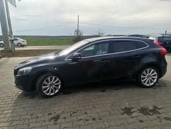 Negru Utilizat 2014 Volvo V40 Summum Break | 7.500 EUR (Preț OK)