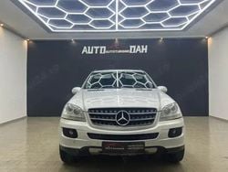 Utilizat 2006 Mercedes ML320 SUV | 6.999 EUR