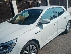 Alb Utilizat 2018 Renault Mégane IV Hatchback | 10.800 EUR