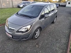 Gri Utilizat 2011 Opel Meriva Monovolum | 3.500 EUR (Super Preț)