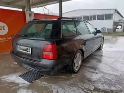 Negru Utilizat 2001 Audi A4 | 1.500 EUR (Preț OK)