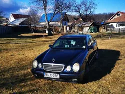 Utilizat 2001 Mercedes E200 Berlinǎ | 2.100 EUR