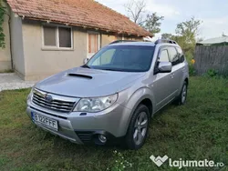 Gri Utilizat 2009 Subaru Forester SUV | 4.500 EUR