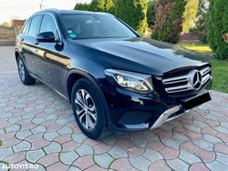 Culoarenegru Utilizat 2016 Mercedes GLC220 SUV | 18.000 EUR (Preț bun)