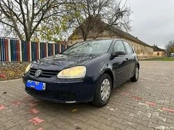Utilizat 2007 VW Golf V Hatchback | 1.850 EUR (Preț bun)