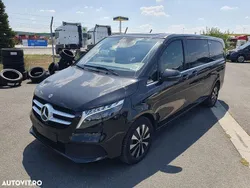 Culoarenegru Utilizat 2023 Mercedes V300 Avantgarde Monovolum | 65.019 EUR