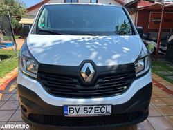 Culoarealb Utilizat 2018 Renault Trafic Authentique Van | 13.950 EUR (Puțin scump)