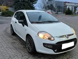 Utilizat 2011 Fiat Punto Hatchback | 2.650 EUR