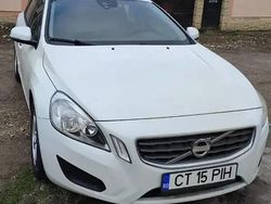 Utilizat 2013 Volvo V60 Break | 6.900 EUR (Puțin scump)
