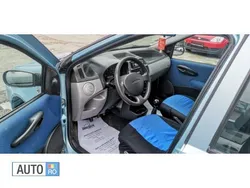 Albastru Utilizat 2002 Fiat Punto Hatchback | 1.199 EUR