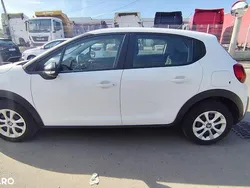 Culoarealb Utilizat 2022 Citroën C3 Hatchback | 7.999 EUR (Super Preț)
