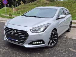 Argintiu Utilizat 2017 Hyundai i40 Premium Break | 9.250 EUR (Preț bun)
