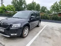 Negru Utilizat 2017 Skoda Yeti SUV | 9.999 EUR
