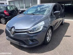 Gri Utilizat 2016 Renault Clio IV LIMITED | 6.900 EUR (Scump)