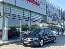 Culoarenegru Utilizat 2020 VW Passat Highline Berlinǎ | 19.489 EUR (Preț OK)