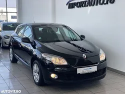Negru Utilizat 2012 Renault Mégane III Hatchback | 6.490 EUR (Scump)