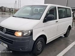 Alb Utilizat 2010 VW T5 Van | 7.400 EUR (Preț OK)