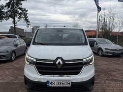 Culoarealb Utilizat 2021 Renault Trafic Life Van | 19.990 EUR (Preț bun)