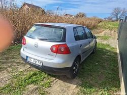 Utilizat 2005 VW Golf V | 1.400 EUR (Super Preț)